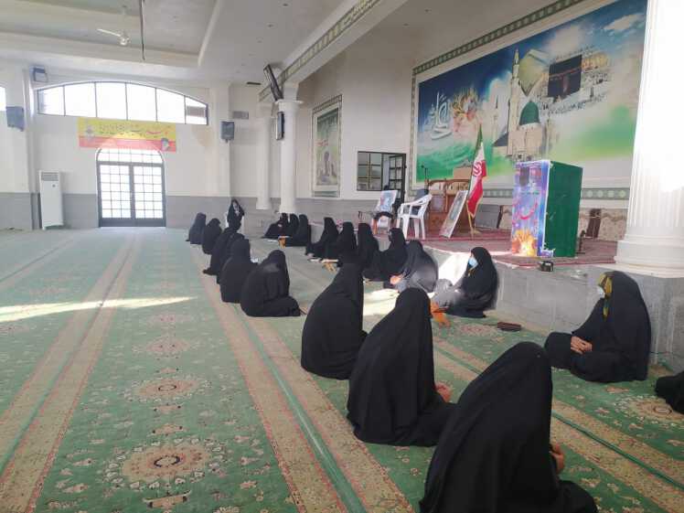 محفل انس با قرآن کریم روز چهارم ماه مبارک رمضان با حضور خواهران 